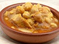 ������� �������� ����� � ������� ������ � ����� (Callos con Garbanzos)